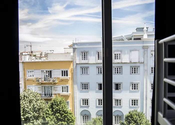 Avenue &SuitesHostel